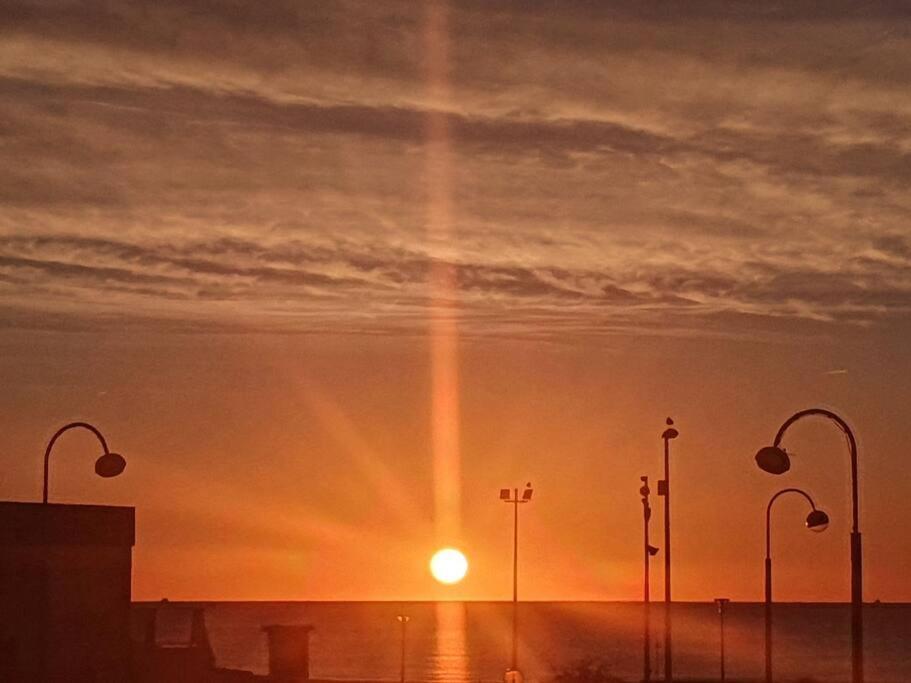 T2 Cosy A La Plage, Terrasse Vue Sur Mer Et Parking Privatif Narbonne Extérieur photo